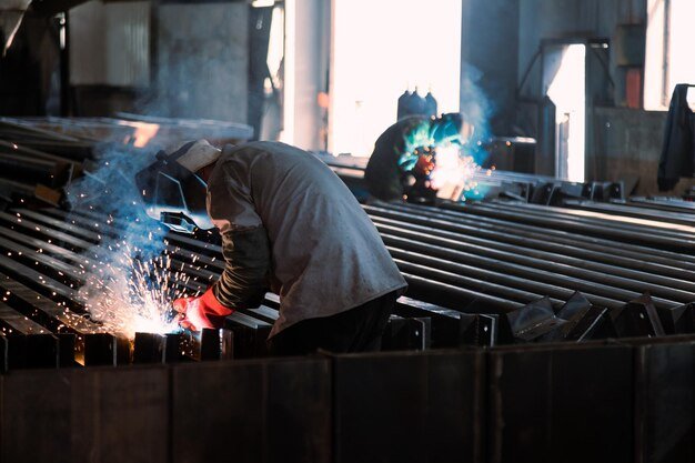 sheet metal fabrication companies in uae